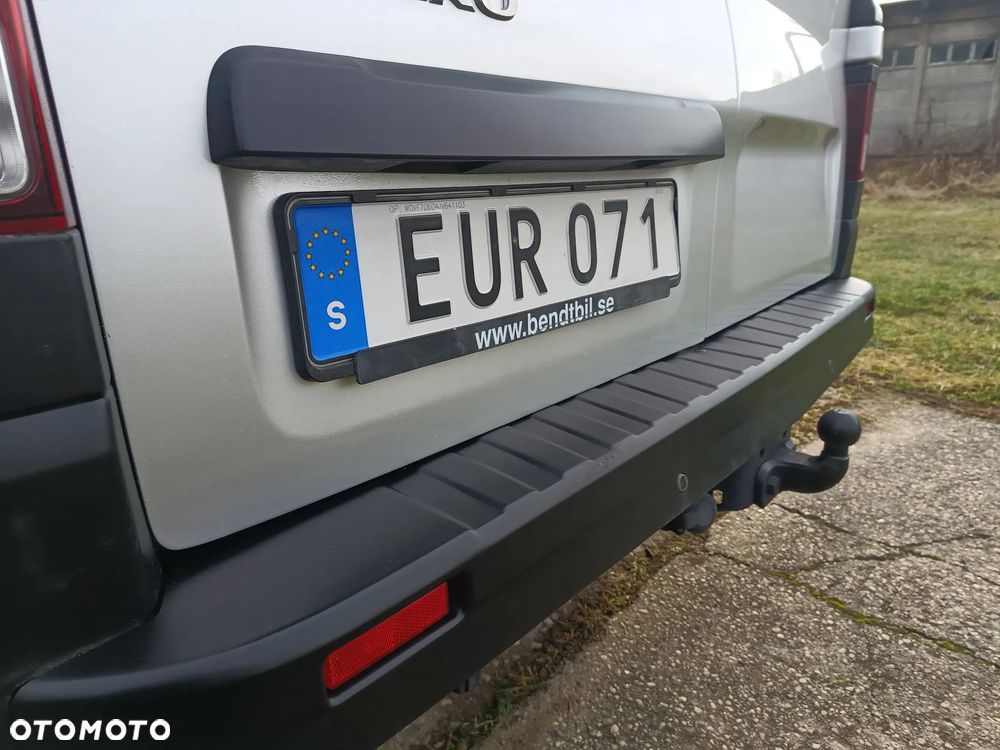 Opel Vivaro LONG L2H1 1.6 diesel 125kM 2018 rok SUPER STAN, ORGINALNY NISKI PRZEBIEG, NIE WYMAGA WKŁADU FINANSOWEGO!!! - 21