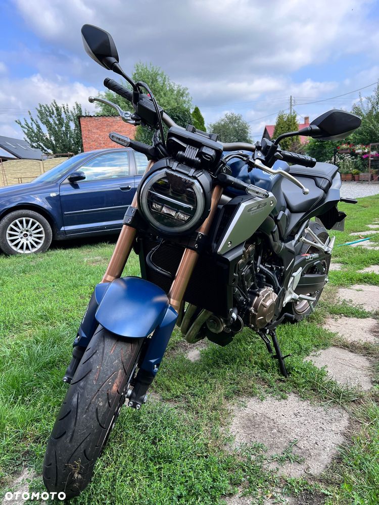 Honda CB - 3
