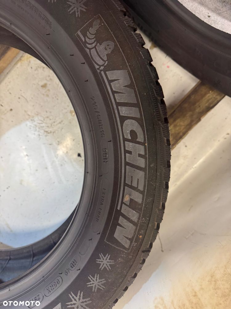 G-3037 215/60R16 99H MICHELIN ALPIN 5 - 4
