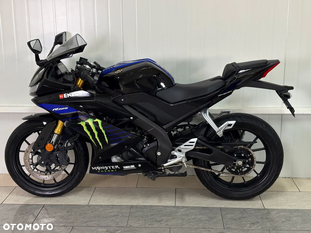 Yamaha YZF - 6