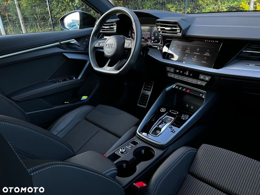 Audi A3 Sportback - 13