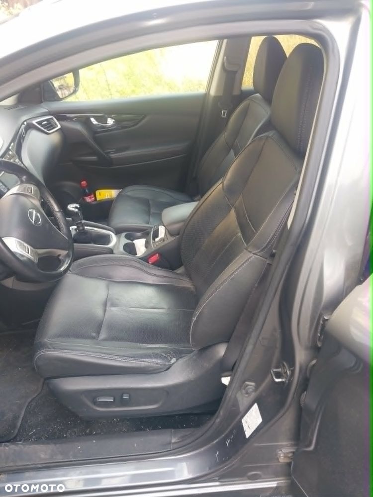 Nissan Qashqai 1.6 dCi 4 x 4 DPF Start/Stop tekna - 4