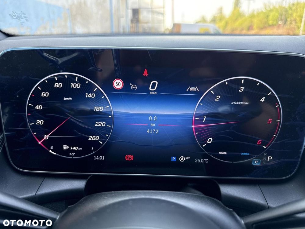 Mercedes-Benz GLC - 23