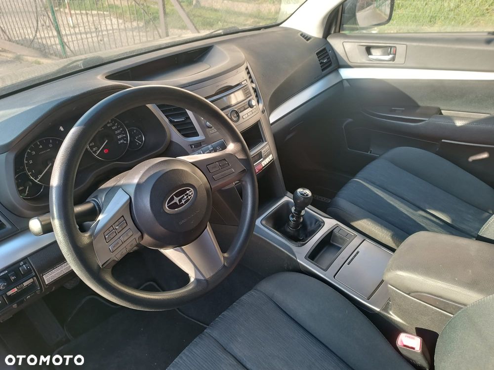 Subaru Legacy 2.0R Active - 22