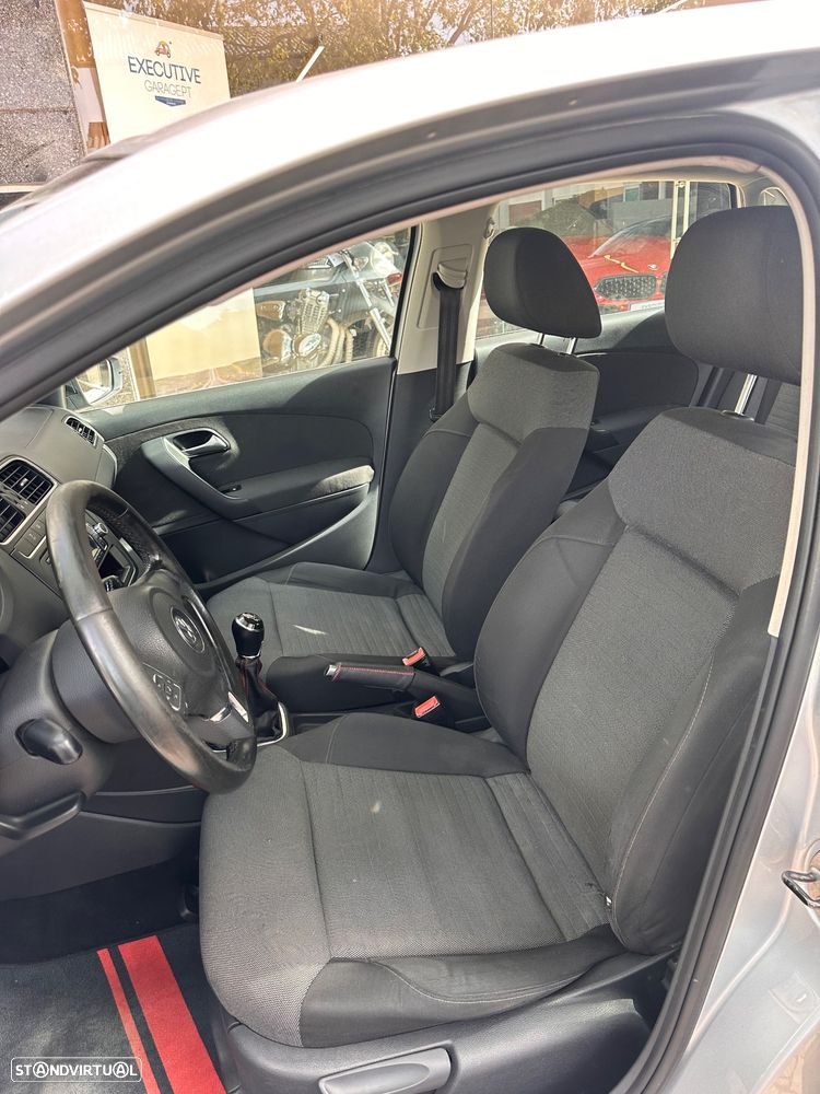 VW Polo 1.6 TDI Confortline BlueMotion - 6