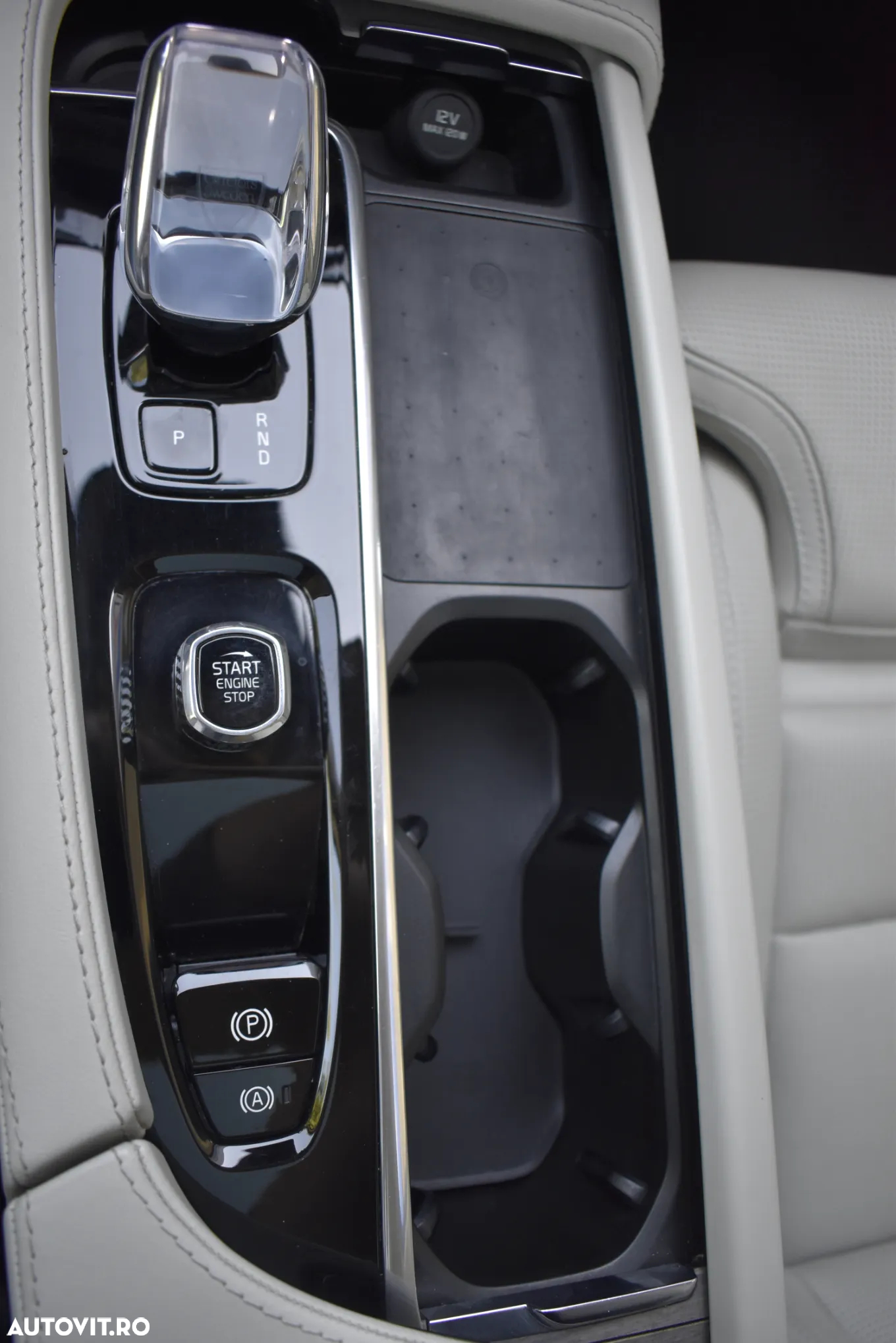 Volvo XC 90 B5 MHEV AWD 7 locuri Ultimate Bright - 36