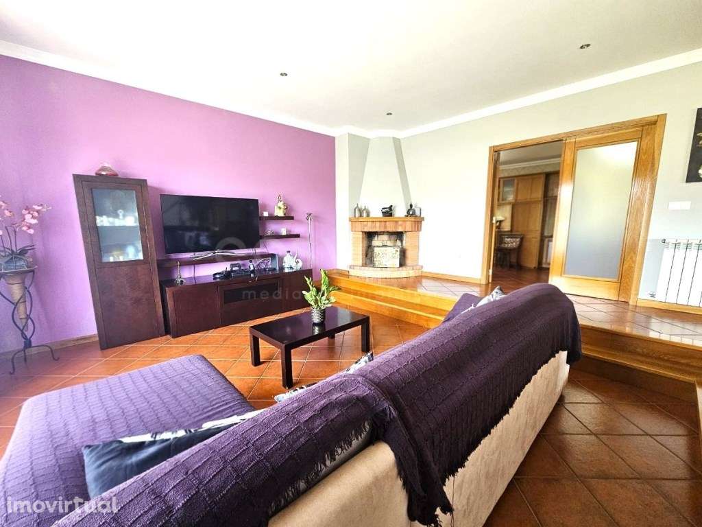 Moradia Isolada V4 na Freguesia de Vilar de Besteiros - Grande imagem: 5/36