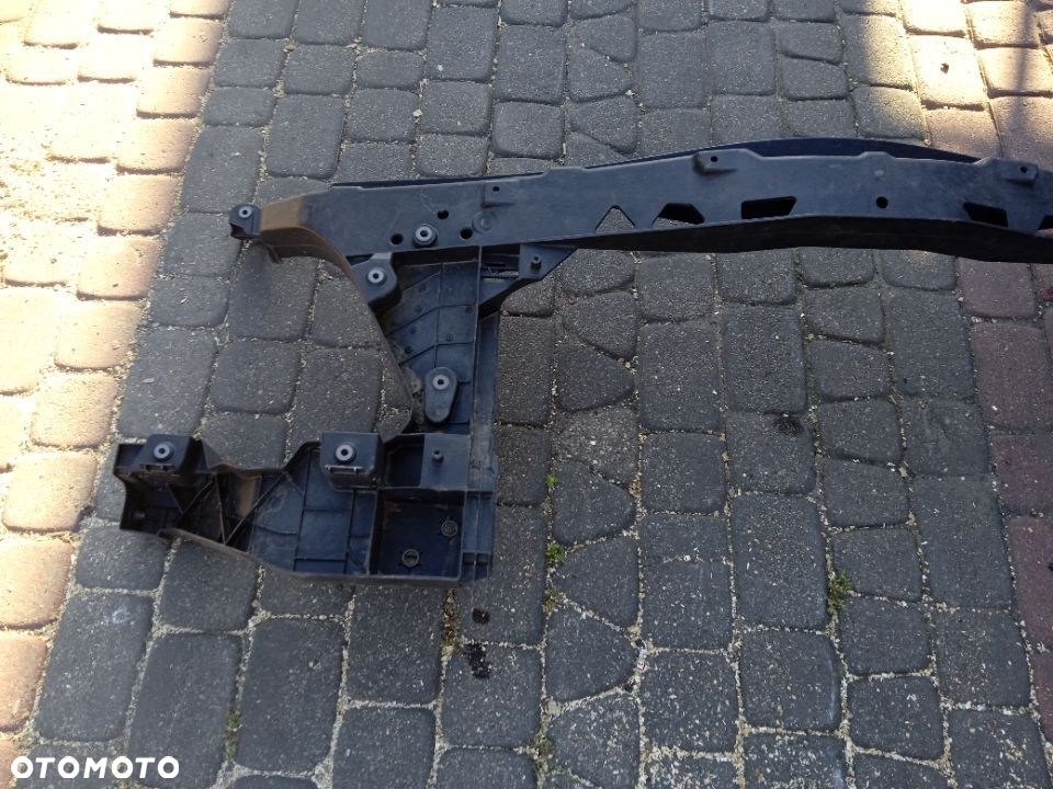 PAS PRZEDNI MERCEDES SPRINTER 13- - 3