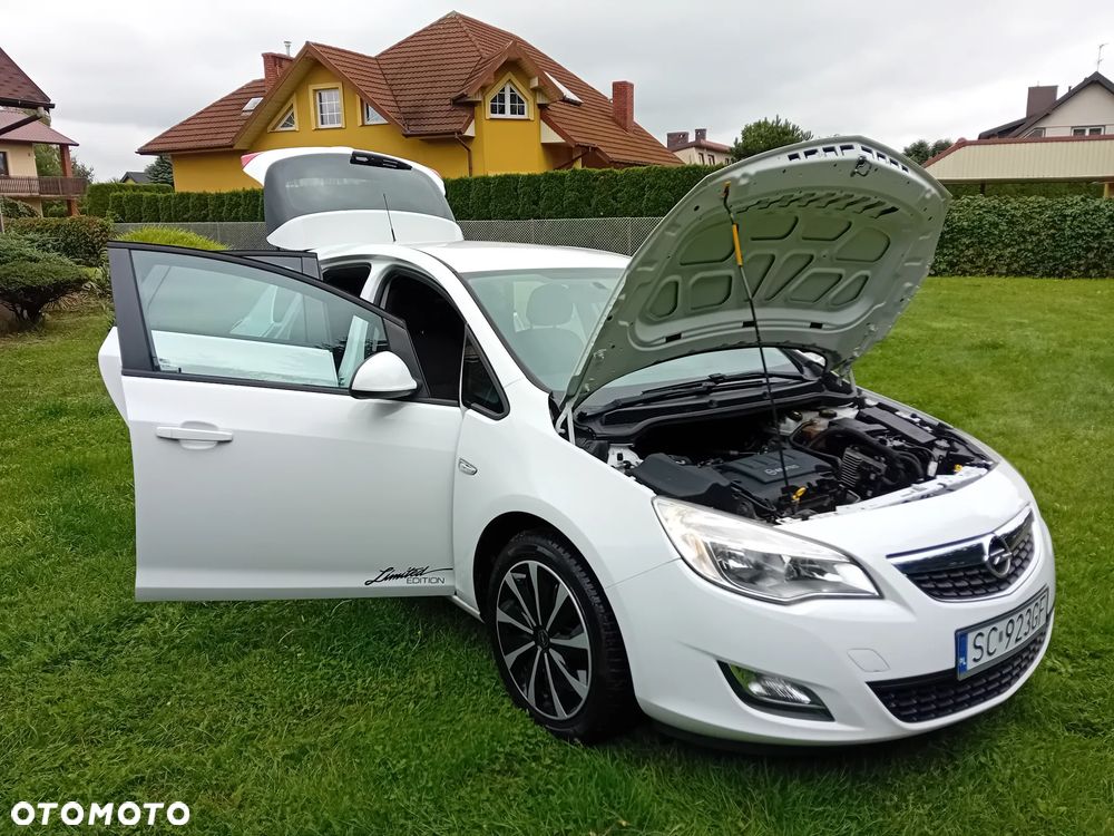 Opel Astra 1.4 EcoFLEX Design Edition - 15