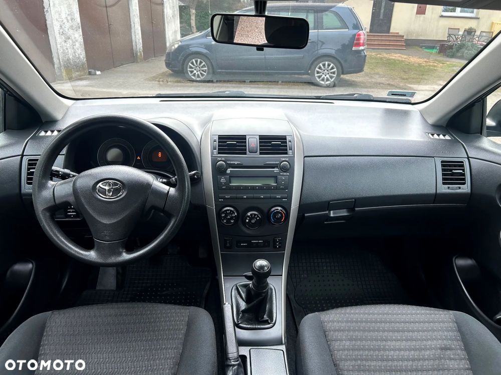 Toyota Corolla 1.4 D-4D Luna - 5