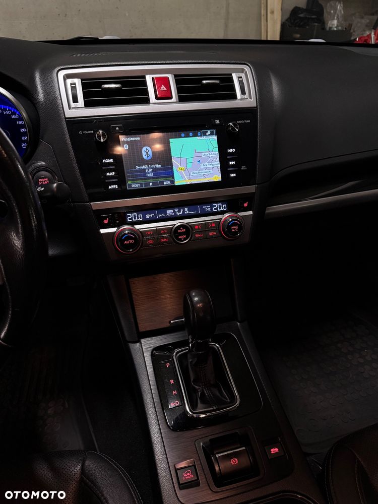 Subaru Legacy - 9