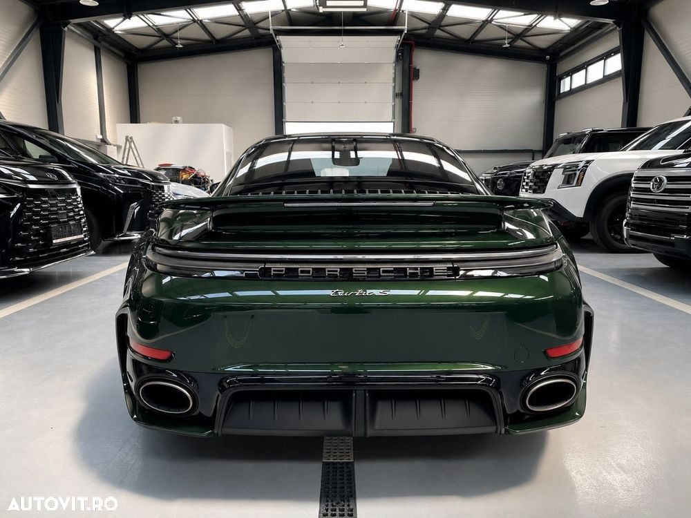 Porsche 911-TURBO-S - 5