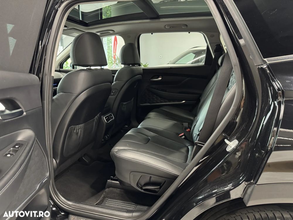 Hyundai Santa Fe Plug-in Hybrid 1.6 l 265 CP 4WD 6AT Luxury - 7