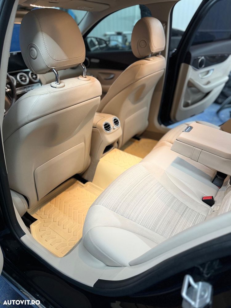 Mercedes-Benz C 180 Exclusive - 3