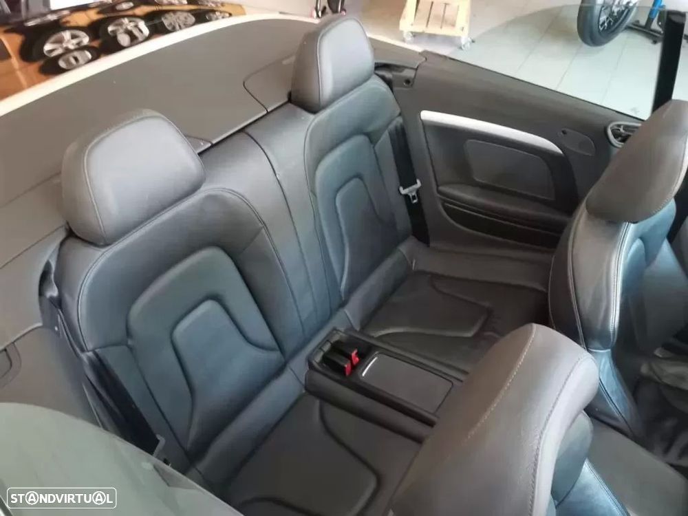 Audi A5 Cabrio 2.0 TDi S-line — fotografia 7