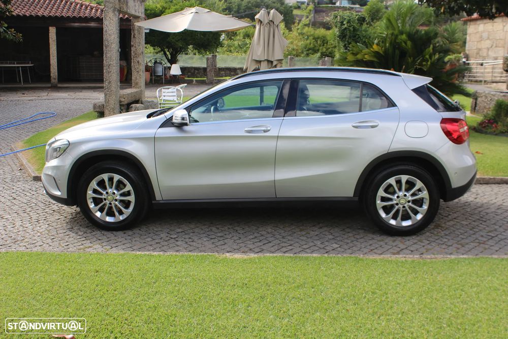 Mercedes-Benz GLA 220 d 7G-DCT Style - 10
