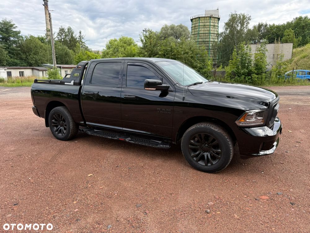 Dodge RAM 5.7 4x4 - 5