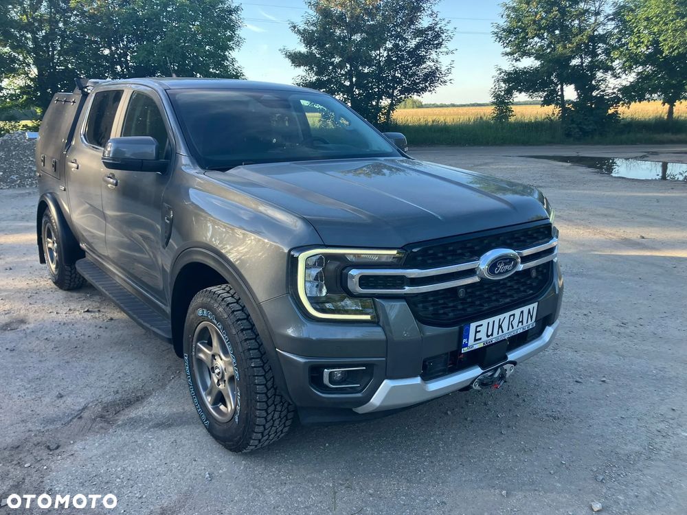 Ford Ranger EUKRAN holownik miejski pomoc drogowa widły