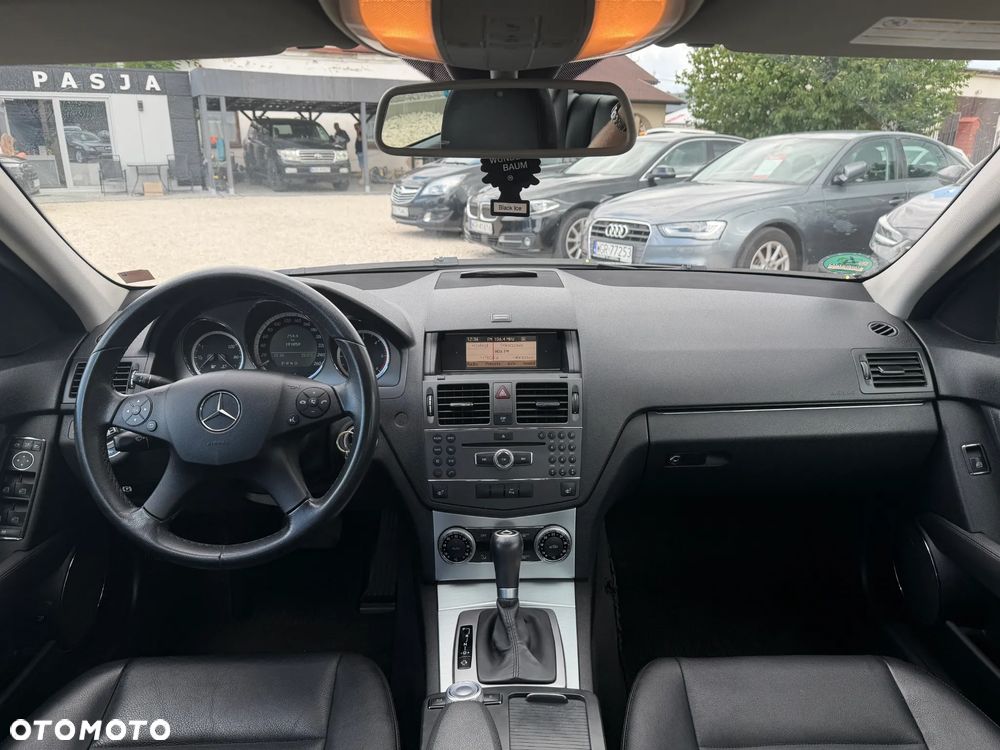Mercedes-Benz Klasa C 350 CDI DPF 7G-TRONIC Avantgarde - 26