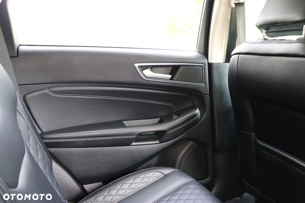 Ford Edge - 19