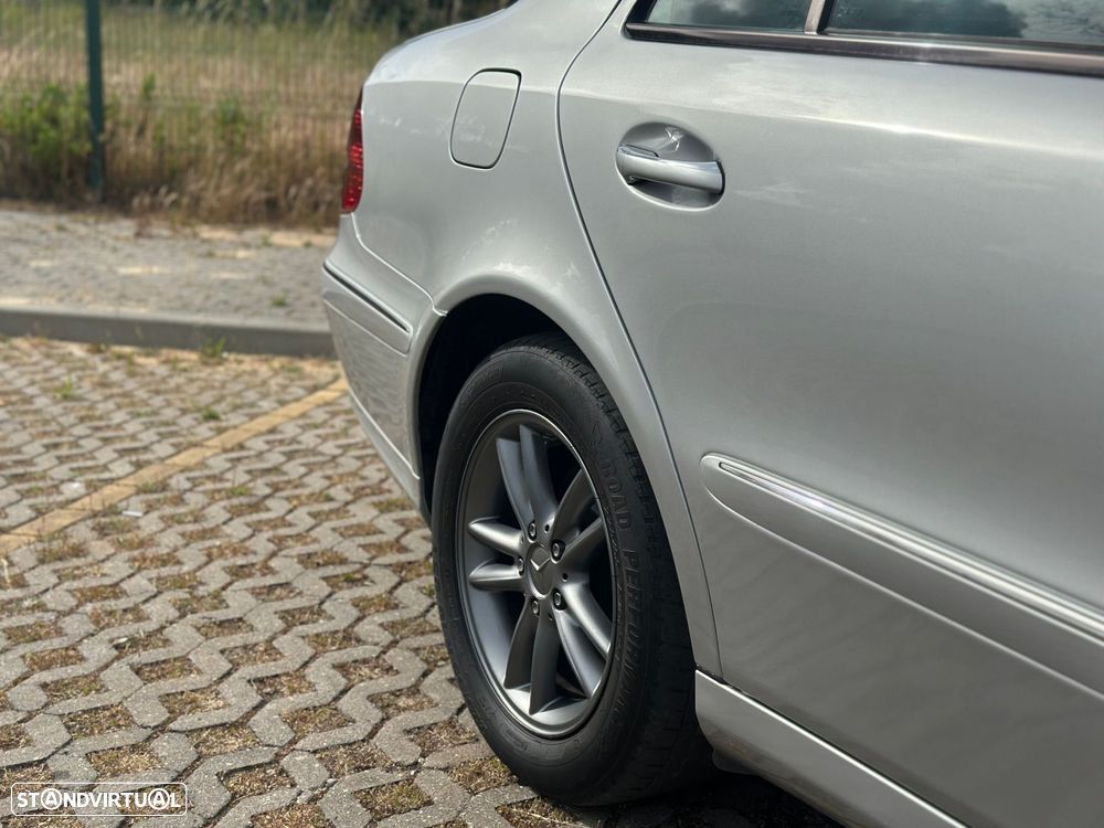 Mercedes-Benz E 270 CDi Elegance - 12