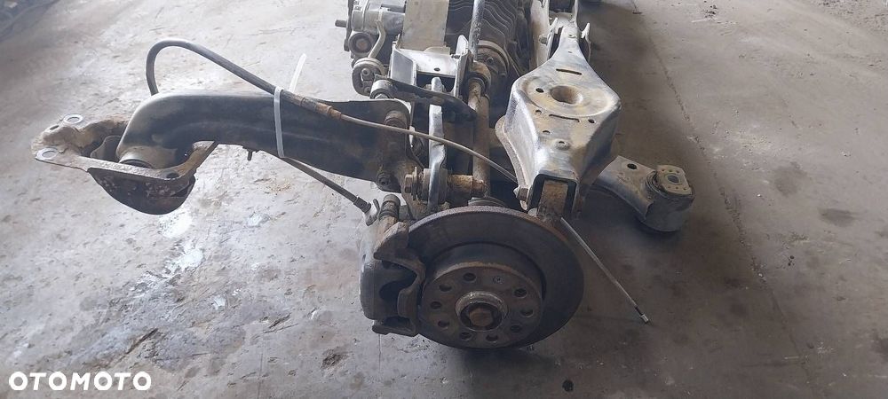 KOMPLETNE ZAWIESZENIE BELKA SANKI TYŁ DYFER DYFERENCJAŁ GOLF V 4x4 - 9