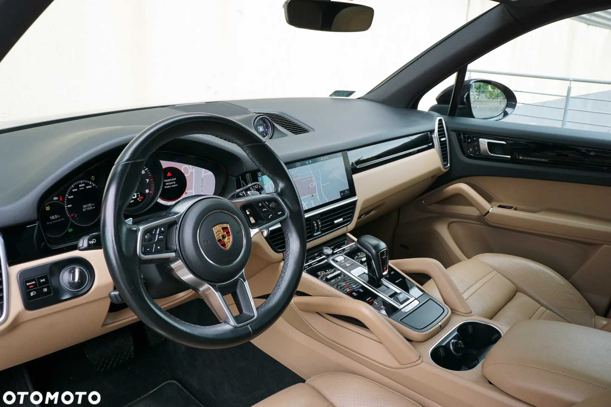 Porsche Cayenne Standard - 9