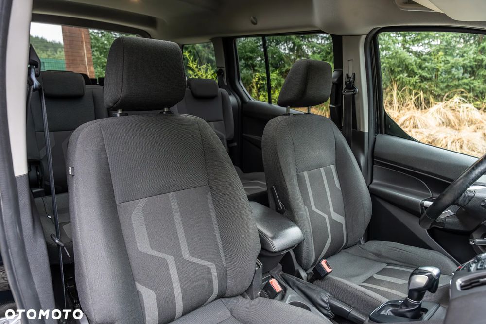 Ford Tourneo Connect Grand - 25