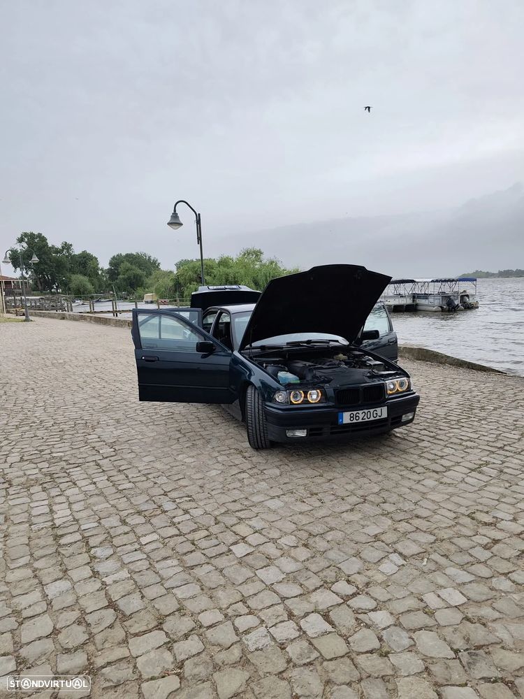BMW 318 tds - 19