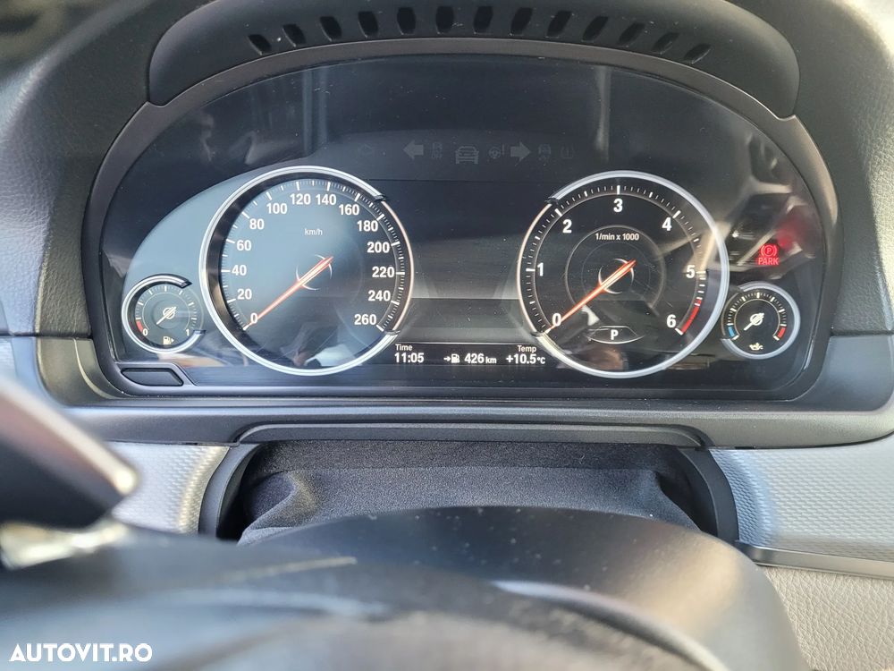 BMW Seria 5 525d xDrive - 8