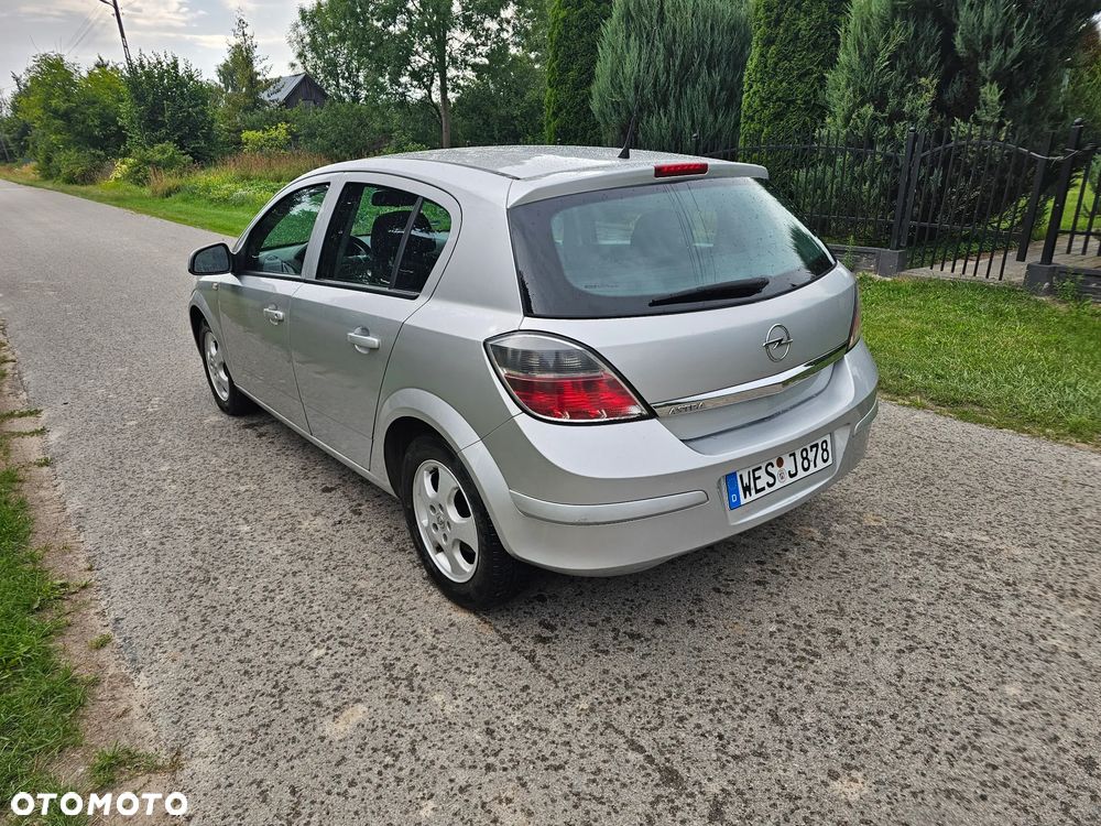 Opel Astra 1.6 ecoFLEX Start/Stop - 31