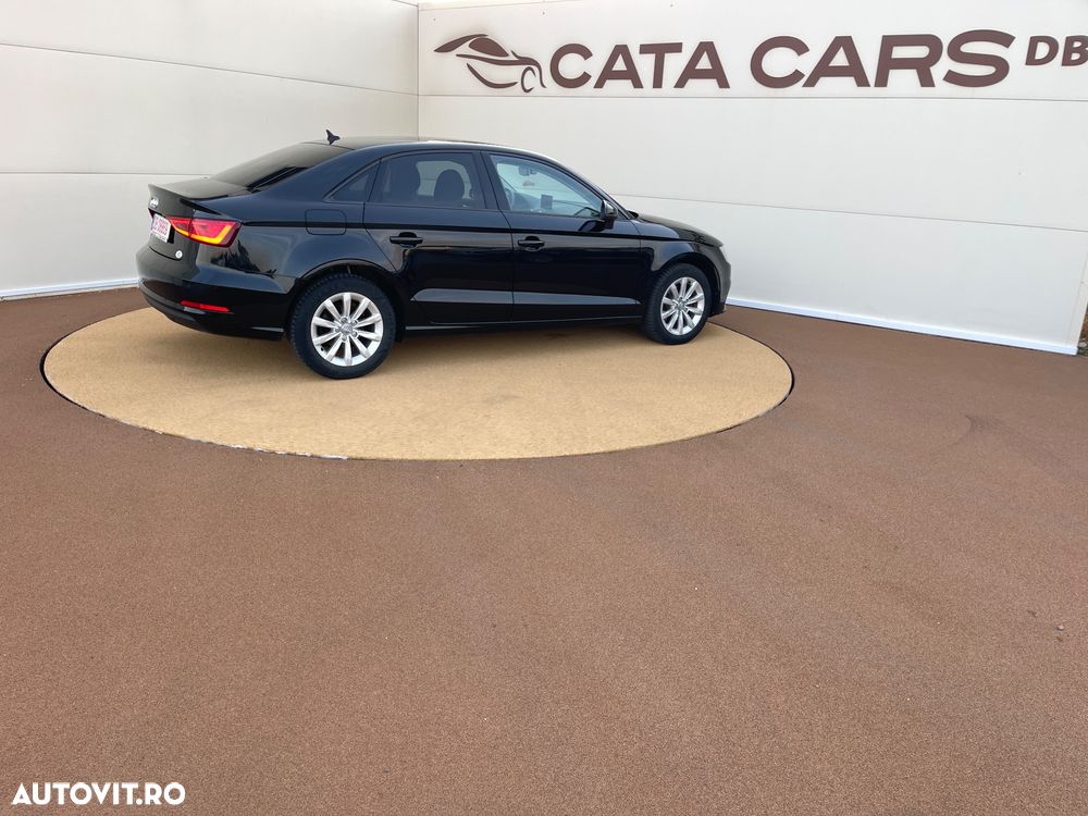 Audi A3 1.6 TDI (clean diesel) S tronic Ambiente - 20