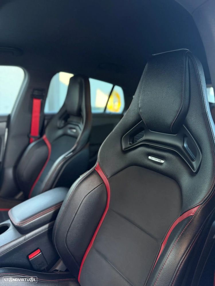Mercedes-Benz CLA 45 AMG 4Matic 7G-DCT - 22