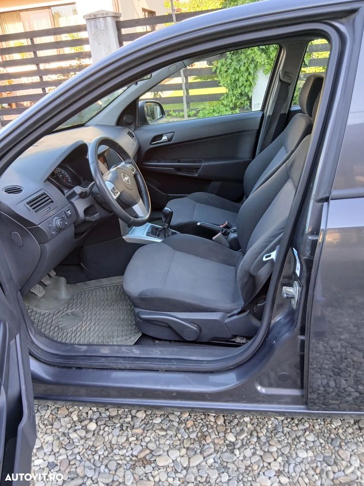 Opel Astra 1.6 - 7
