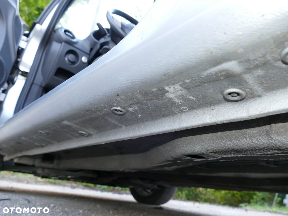 Opel Corsa 1.2 16V Cosmo - 16