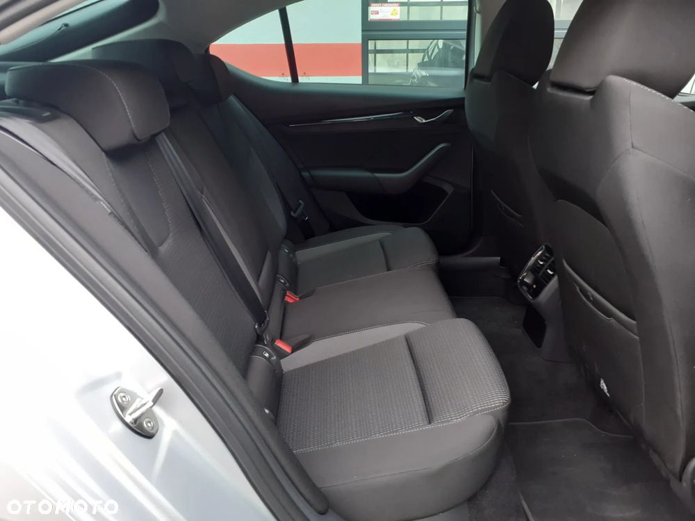 Skoda Octavia 1.5 TSI ACT Ambition - 28
