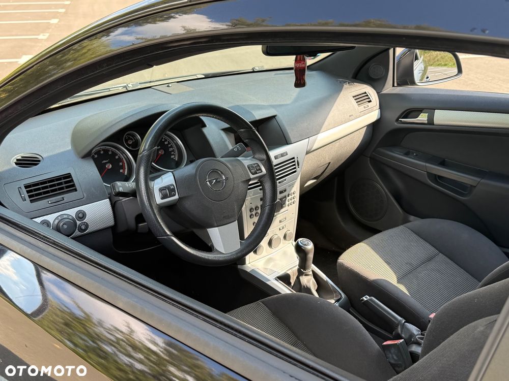 Opel Astra - 11