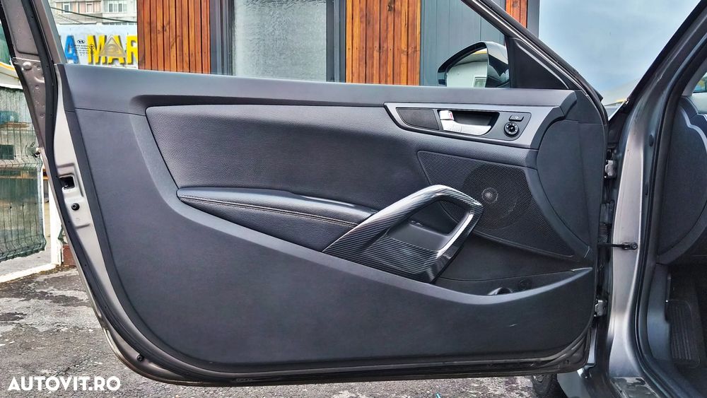 Hyundai Veloster 1.6 Turbo Matt Finish - 17