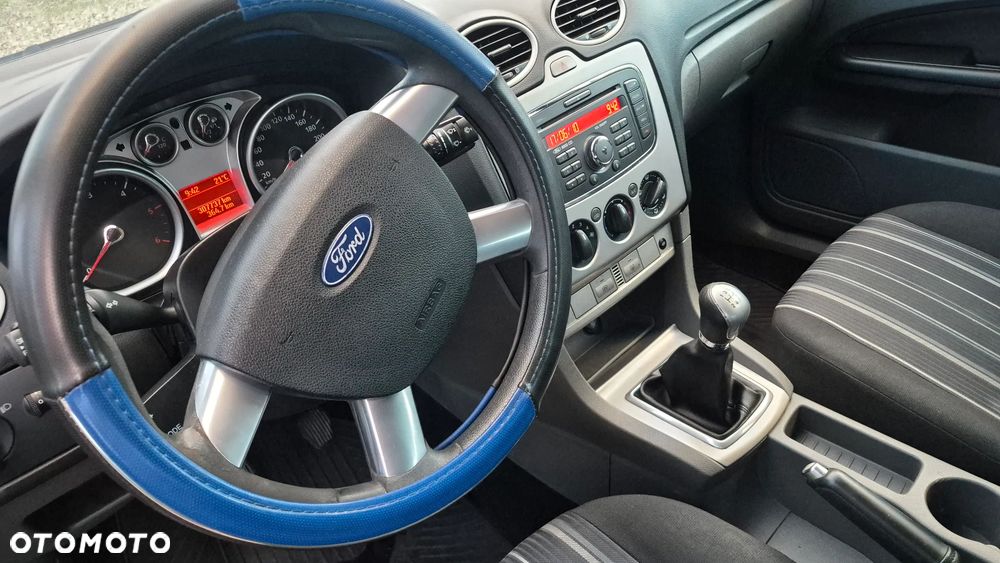 Ford Focus - 8