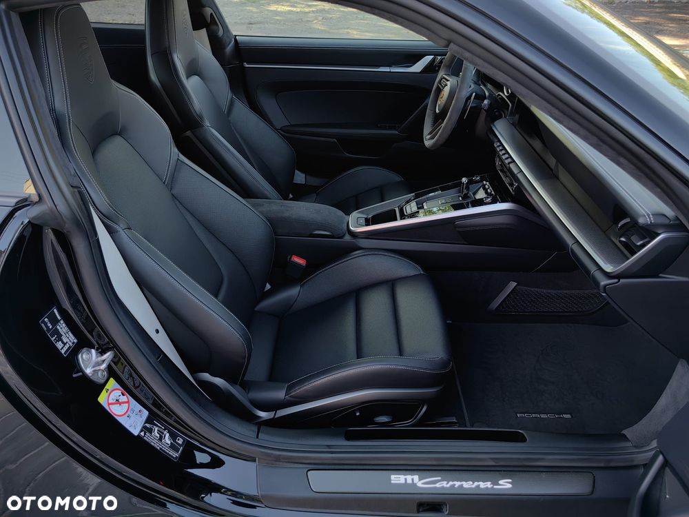 Porsche 911 Carrera S - 39