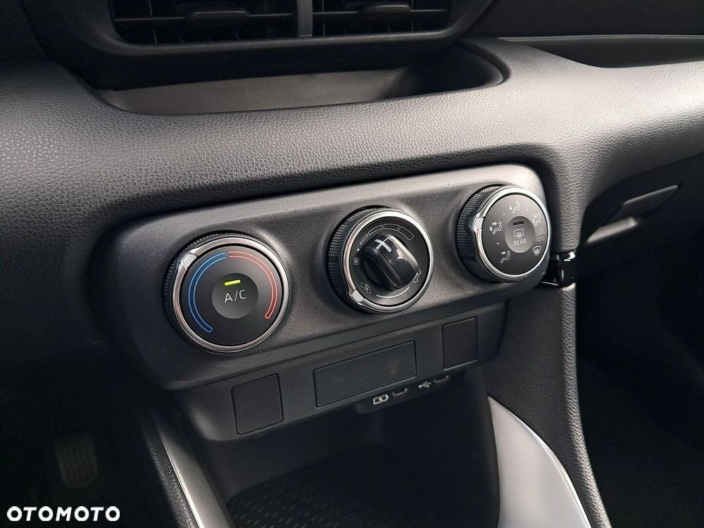 Toyota Yaris 1.5 Active - 23