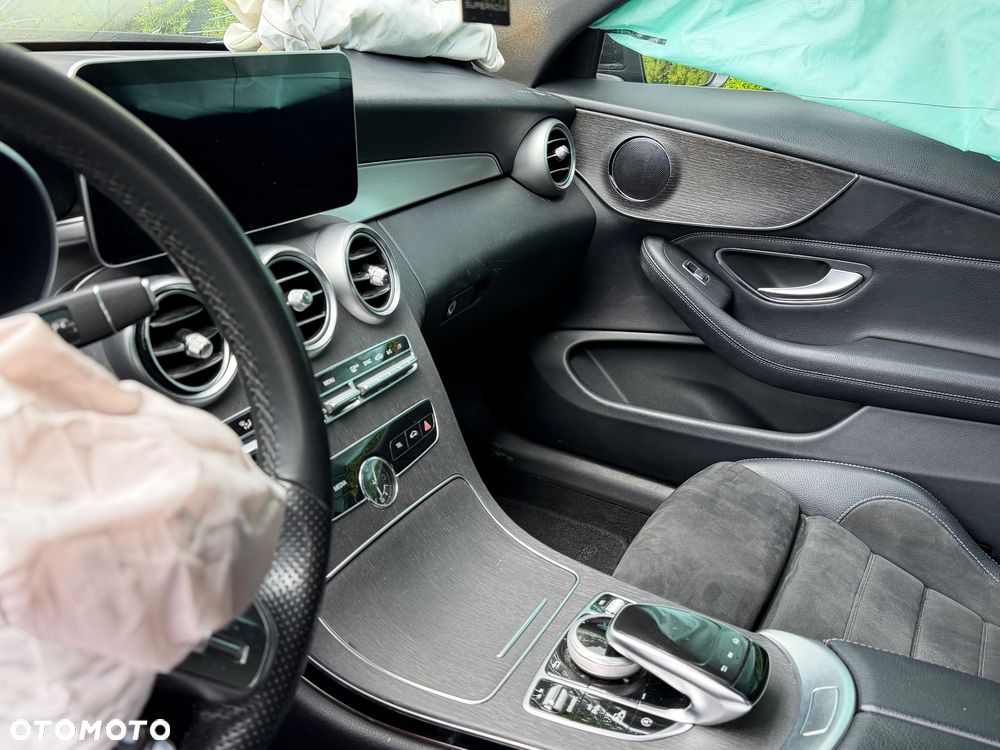 Mercedes-Benz Klasa C 200 4Matic 9G-TRONIC AMG Line - 9