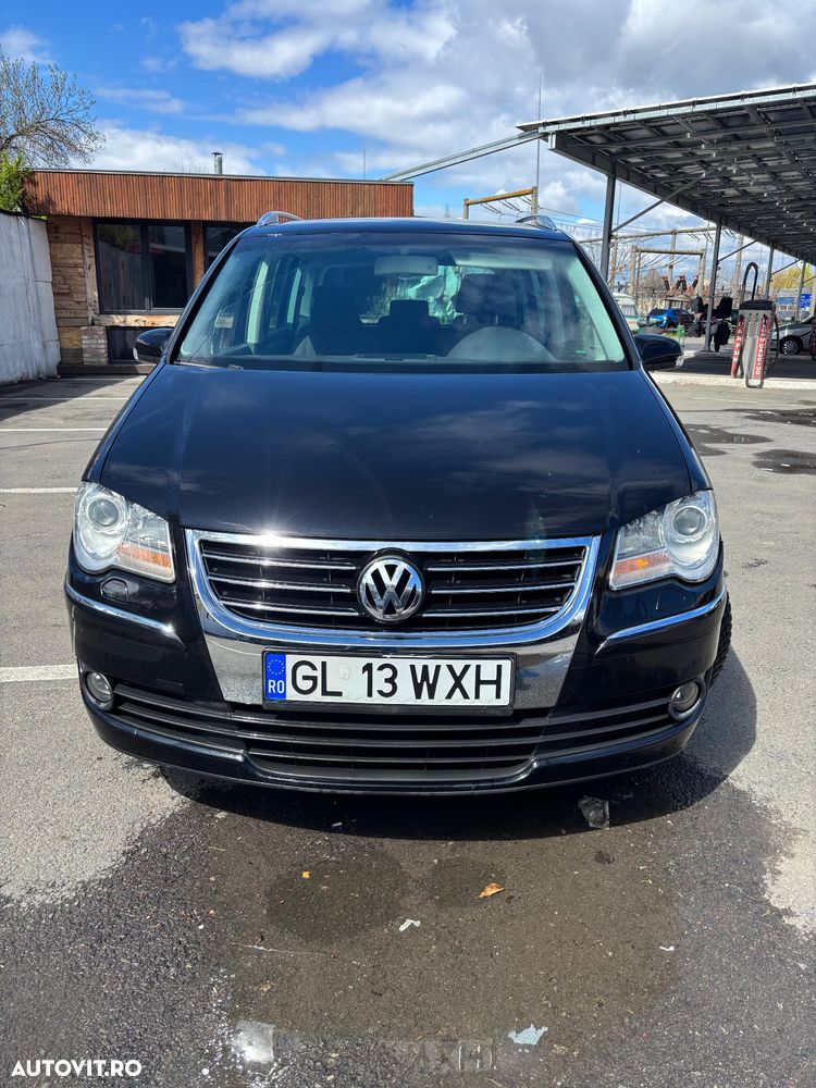 Volkswagen Touran - 2
