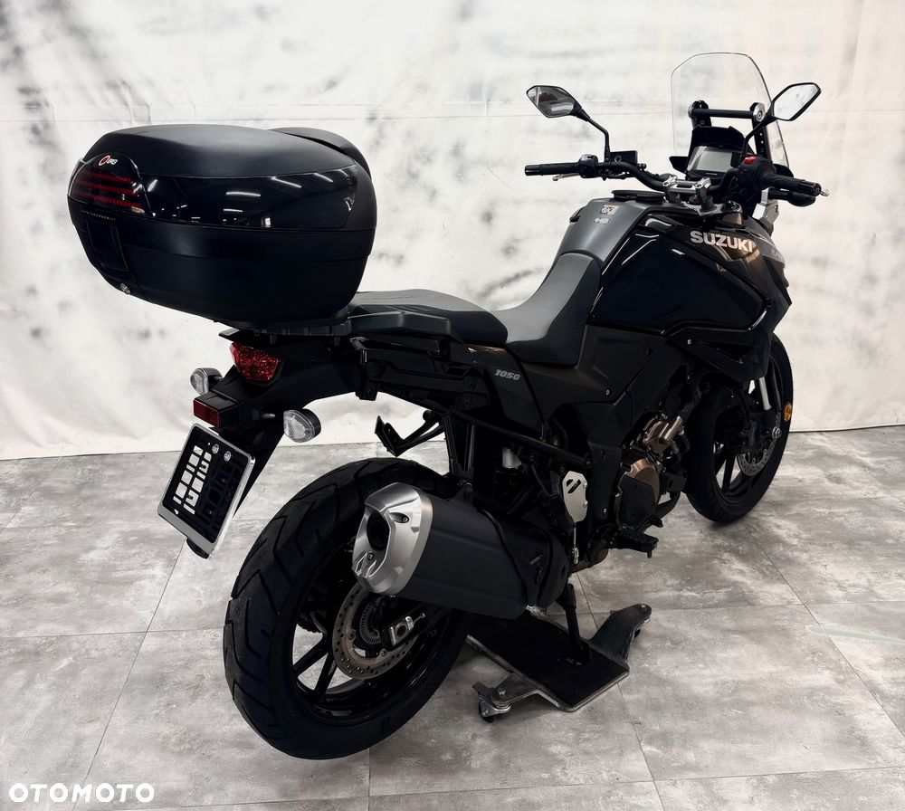 Suzuki V-STROM - 7