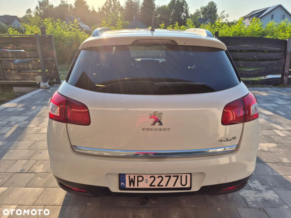 Peugeot 4008 - 4