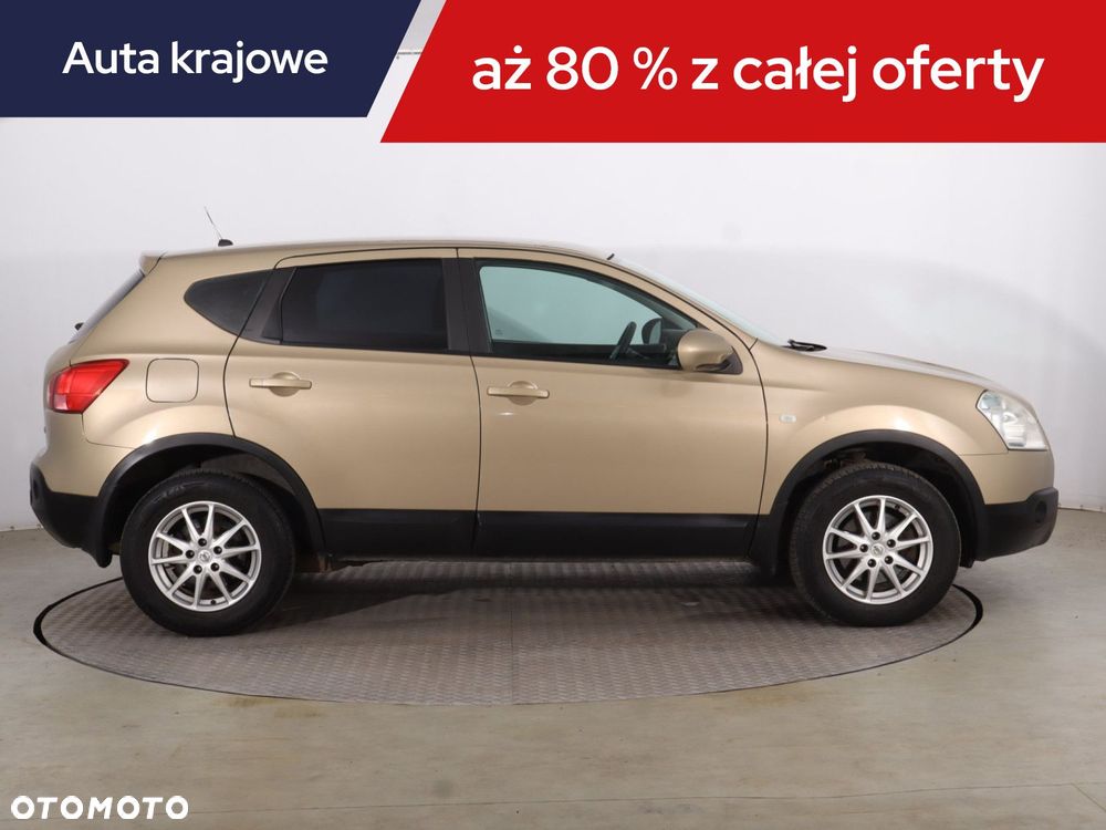 Nissan Qashqai - 8