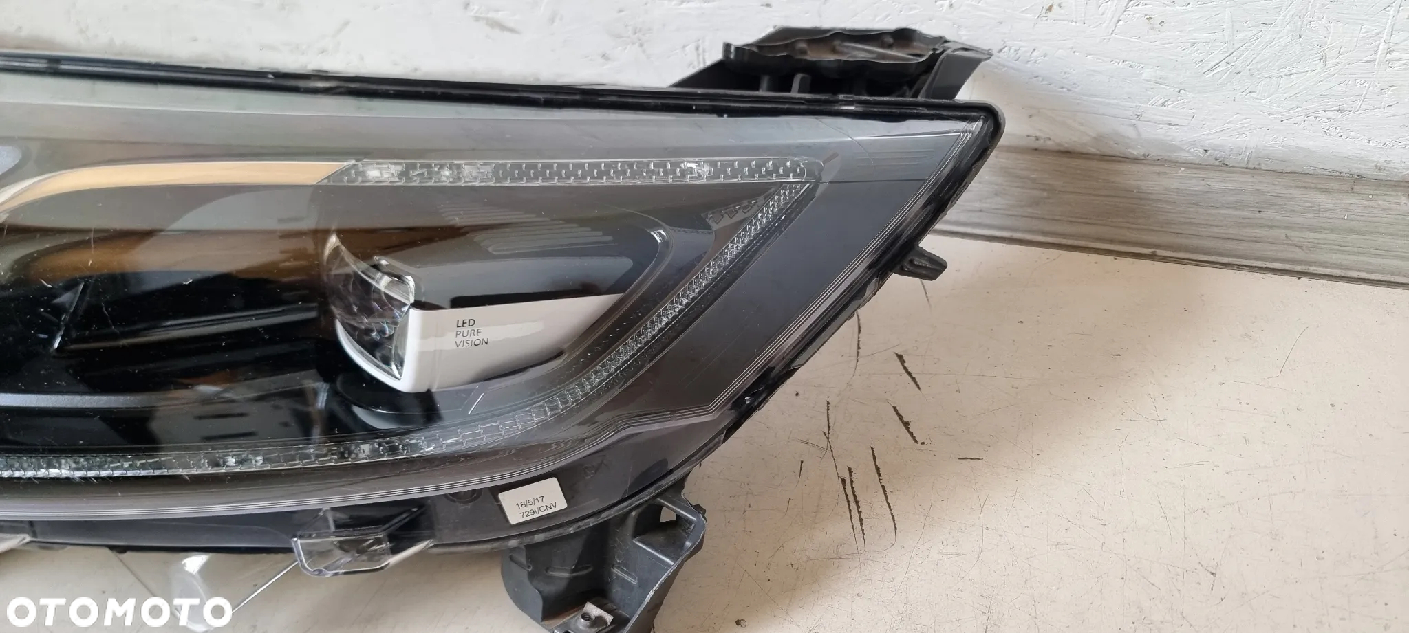 Lampa PURE LED przód prawa lewa RENAULT ESPACE V 5 - 10