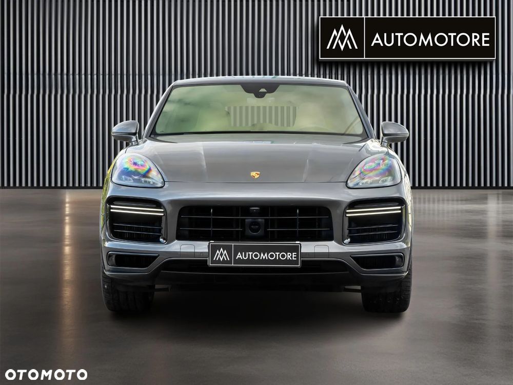 Porsche Cayenne - 4
