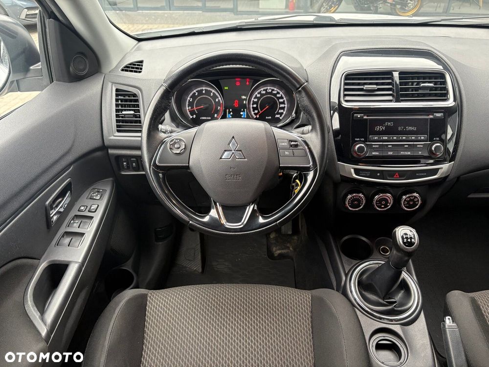 Mitsubishi ASX 1.6 Instyle - 10