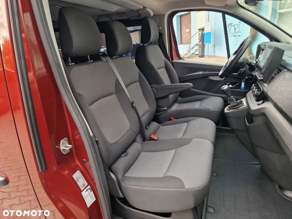 Renault Trafic SpaceClass 2.0 dCi - 18